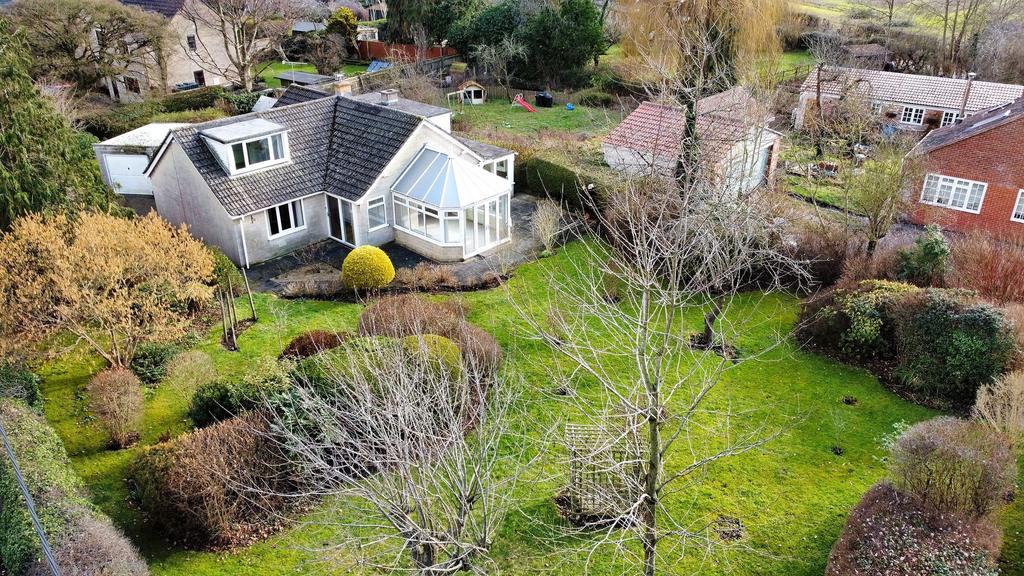Wingfield, Trowbridge BA14 4 bed detached bungalow £500,000