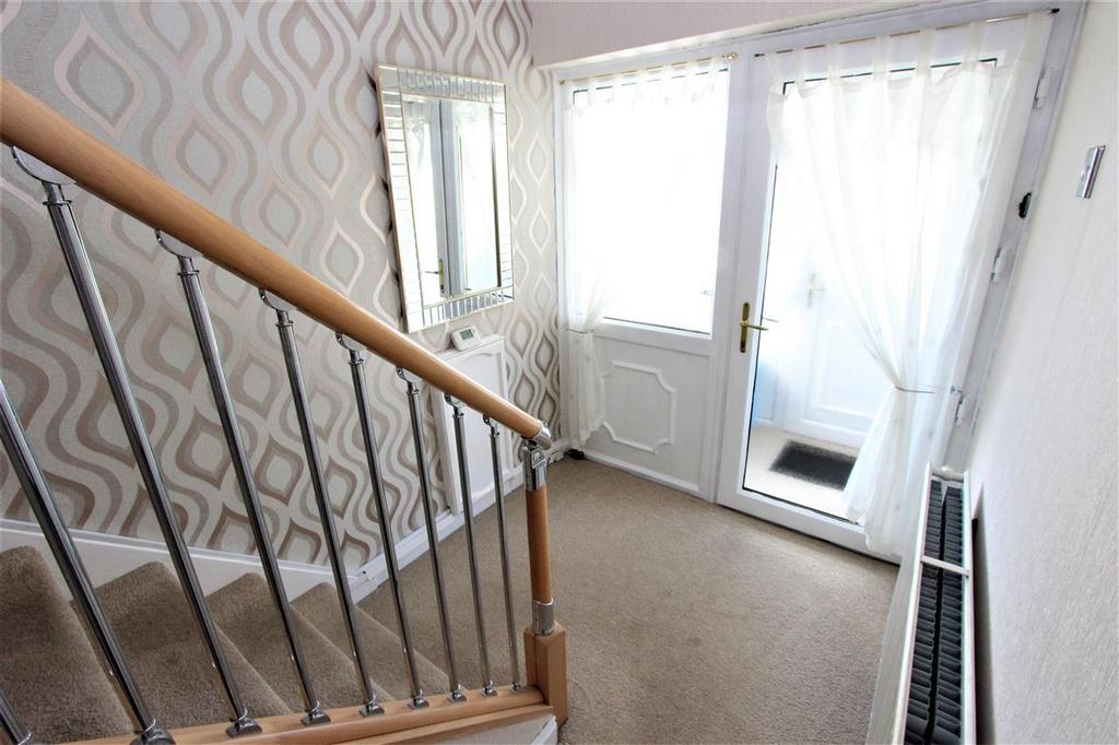 Plemston Court, Ellesmere Port 3 bed property £170,000