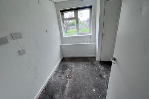 448 Gander Green Lane, Cheam, Sutton, SM3 9RG