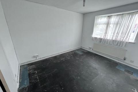 448 Gander Green Lane, Cheam, Sutton, SM3 9RG