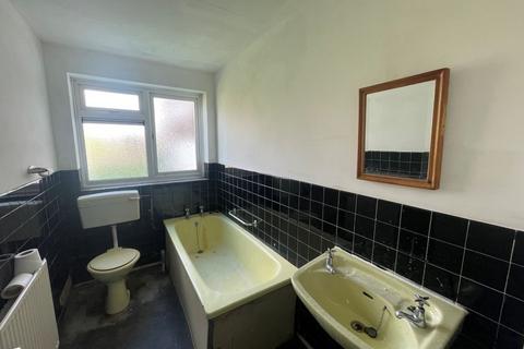 448 Gander Green Lane, Cheam, Sutton, SM3 9RG