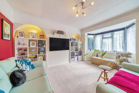 94 Staverton Road, Reading, RG2 7LG