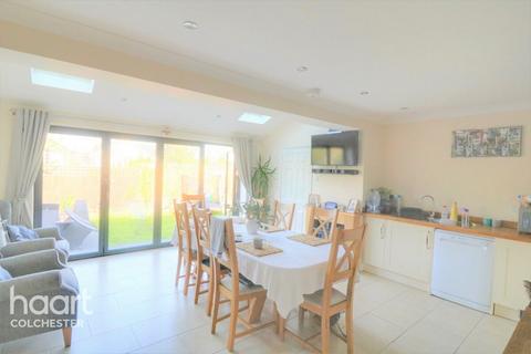 4 The Paddocks, Bures, CO8 5DF
