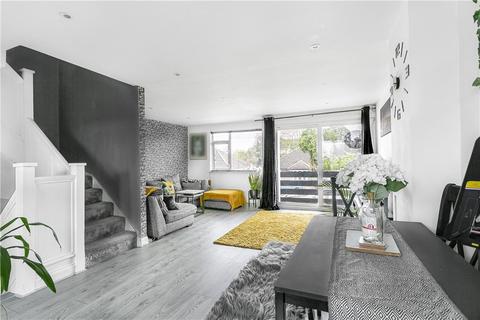 1 Windsor Road, Sunbury-on-thames, TW16 7QY