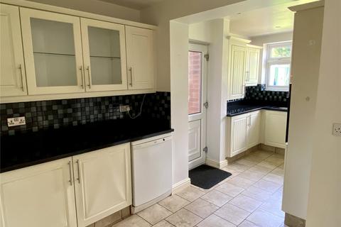 5 bedroom detached house to rent, Glebe Gate, Thornhill, Dewsbury, WF12