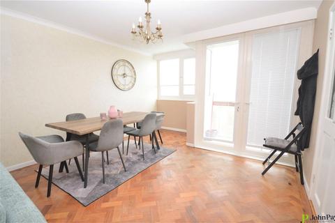 2 bedroom apartment for sale - Kenilworth Court, Styvechale, Coventry, CV3