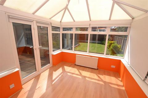 12 Ketleys, Chelmsford, CM2 8YL