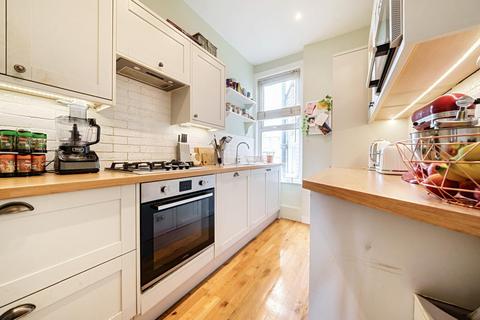124a Pendle Road, London, SW16 6RY