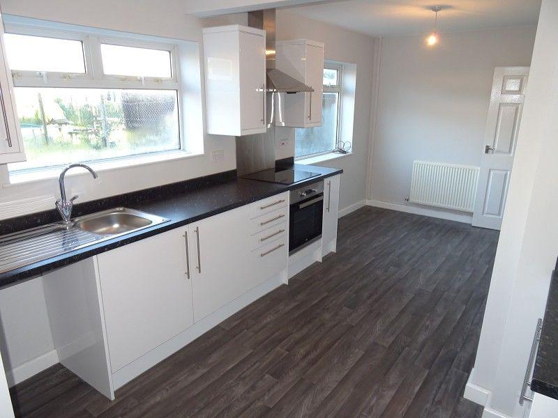 Caerau Lane, Cardiff 3 bed terraced house £1,000 pcm (£231 pw)