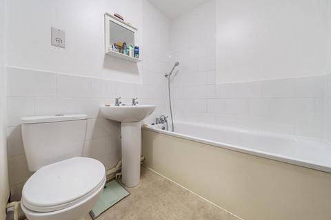 1 bedroom retirement property for sale - Bushey,  Middlesex,  WD23