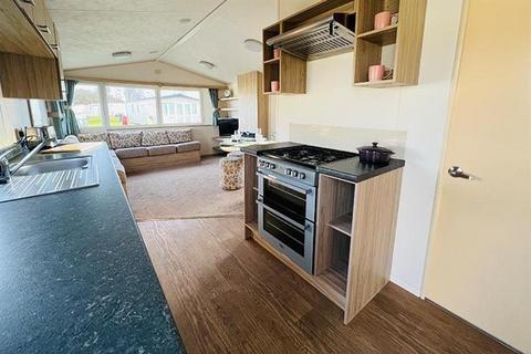 2 bedroom lodge for sale, Tattershall Lakes Country Park Tattershall, Lincolnshire LN4