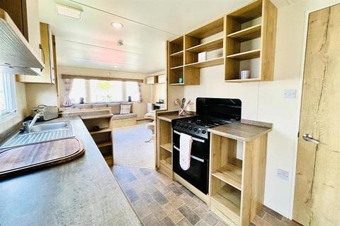 3 bedroom lodge for sale, Tattershall Lakes Country Park Tattershall, Lincolnshire LN4