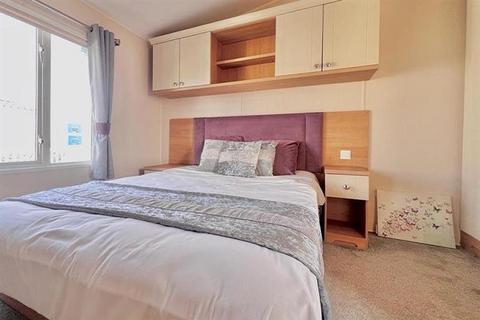 2 bedroom lodge for sale, Tattershall Lakes Country Park Tattershall, Lincolnshire LN4