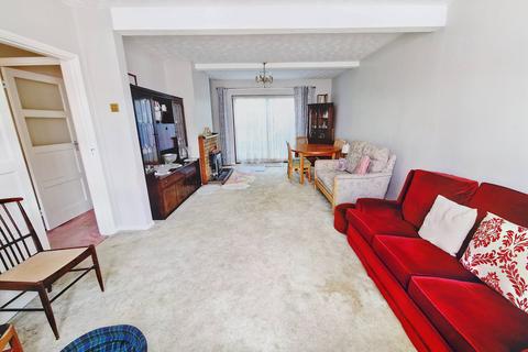 48 Sedgefield Crescent, Romford, RM3 9RS