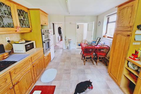 48 Sedgefield Crescent, Romford, RM3 9RS