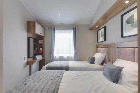 3 bedroom lodge for sale, Tregoad Holiday Park Willerby Waverley