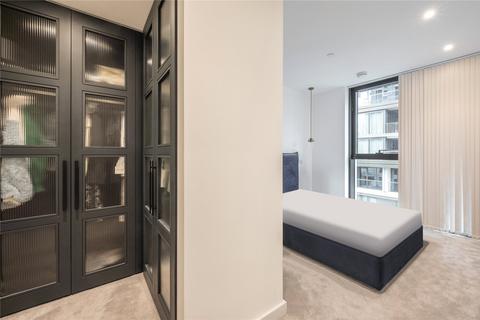 1 bedroom flat for sale, Gauging Square, London
