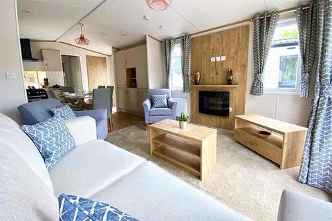 2 bedroom lodge for sale, Tattershall Lakes Country Park Tattershall, Lincolnshire LN4