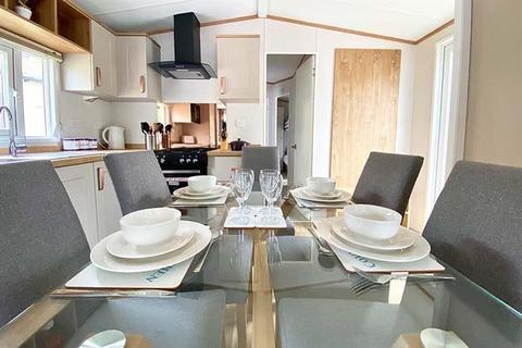 2 bedroom lodge for sale, Tattershall Lakes Country Park Tattershall, Lincolnshire LN4