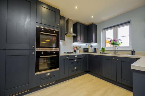 4 bedroom detached house to rent, Jacobin Lane, Ross-On-Wye