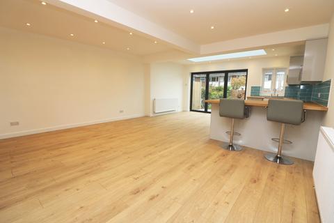 47 Cherry Orchard, Staines-upon-thames, TW18 2DE
