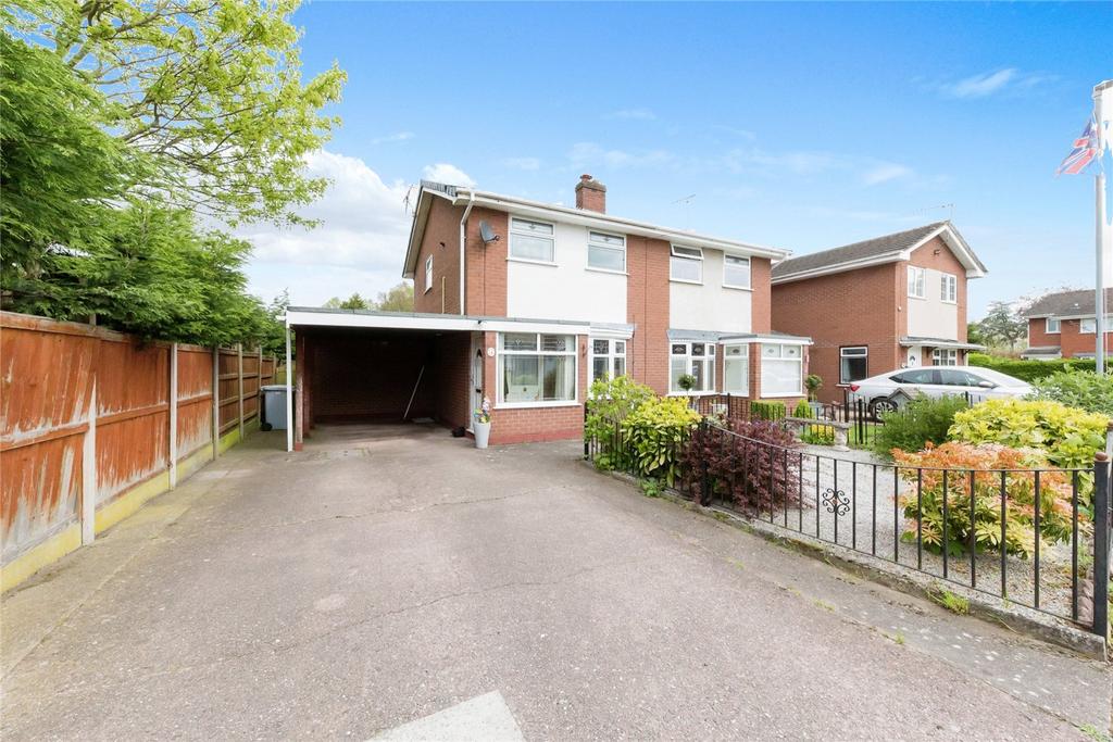 Wessex Close, Shavington, Crewe, Cheshire, CW2 3 bed semidetached