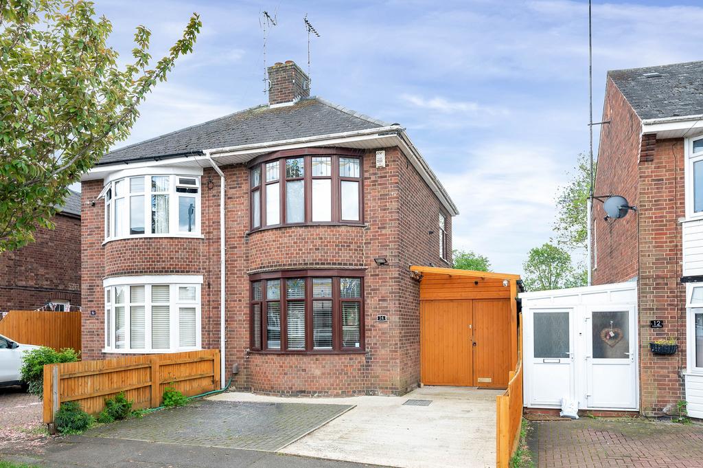St. Johns Road, Fletton, Peterborough, PE2 3 bed semidetached house