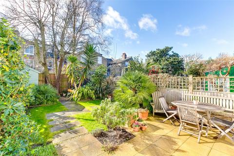 30 Childebert Road, London, SW17 8EX