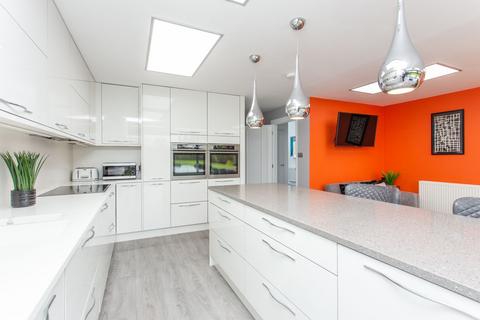 29 Cornwallis Avenue, Folkestone, CT19 5JB