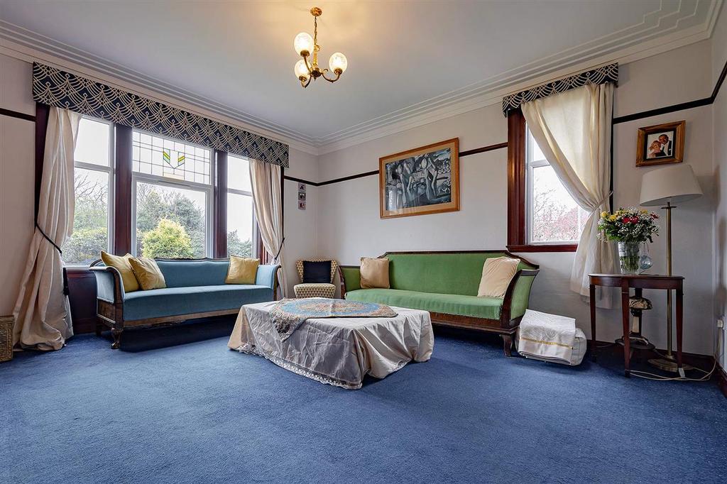 Abercorn, 58 Edinburgh Road, Bathgate 4 bed detached house £425,000