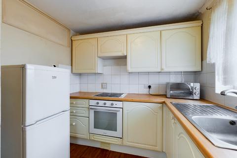 2 bedroom apartment to rent, Burns Drive, Hemel Hempstead, Hertfordshire, HP2 7NP