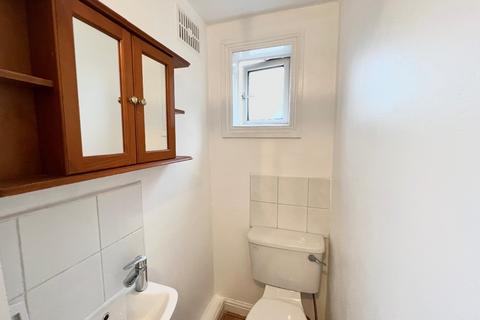 Studio for sale, Mill Lane, London