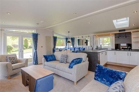 3 bedroom park home for sale, 45 Lodge, Penygarth, Bala