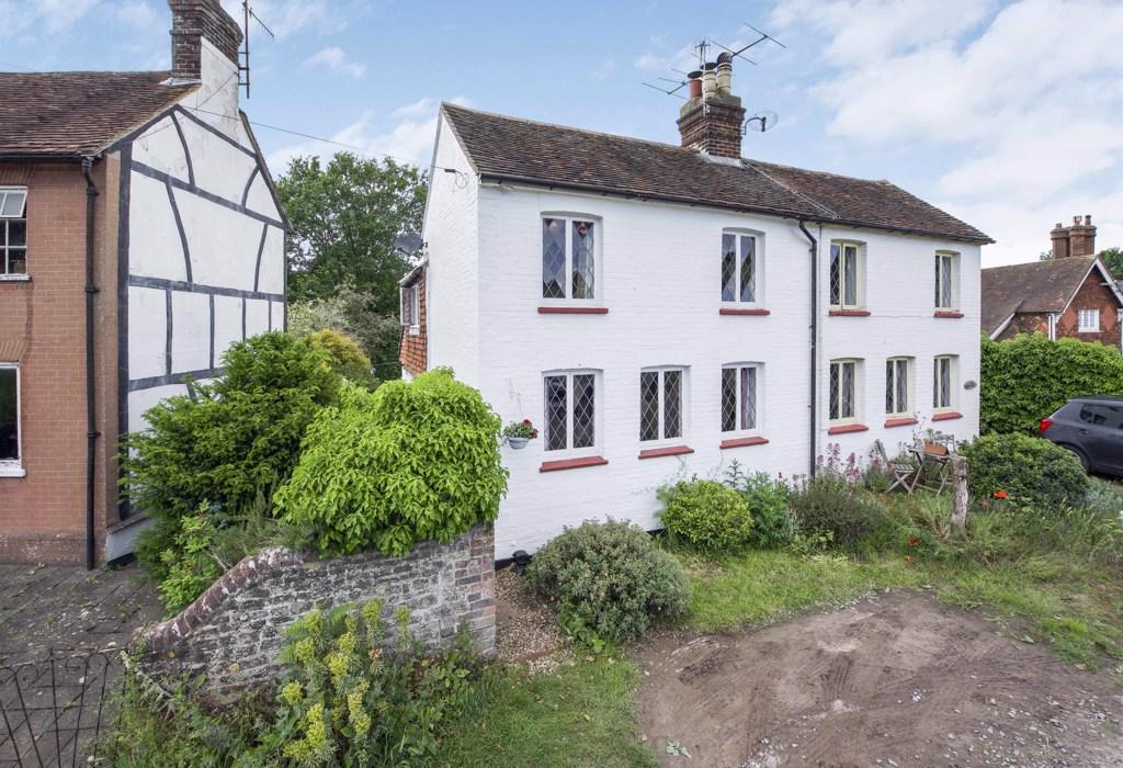 The Common, Shalford, Surrey 2 bed semidetached house £600,000