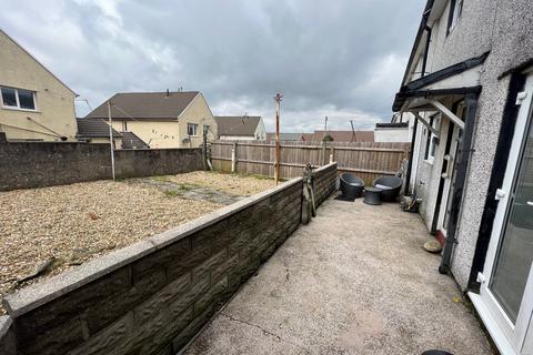 14 Radnor Way, Porth, CF39 9RJ