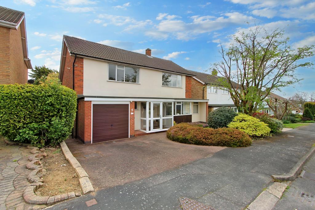 Belleville Drive, Oadby, Leicester, LE2 5 bed detached house for sale