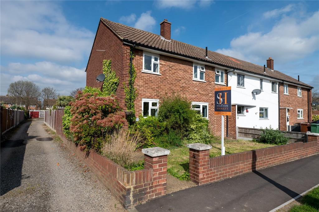 thorley-road-stifford-clays-grays-3-bed-end-of-terrace-house