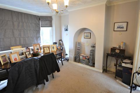 76 Warwick Avenue, Whitefield, Manchester, M45 6TT