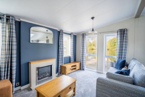 2 bedroom lodge for sale, 8 Yew Tree, Wortwell IP20
