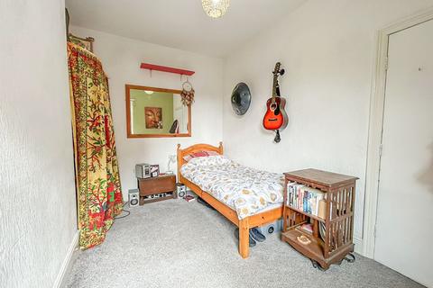 36 Manor Avenue, Grimsby, DN32 0QR