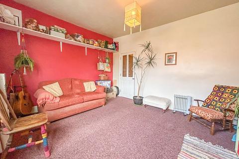 36 Manor Avenue, Grimsby, DN32 0QR