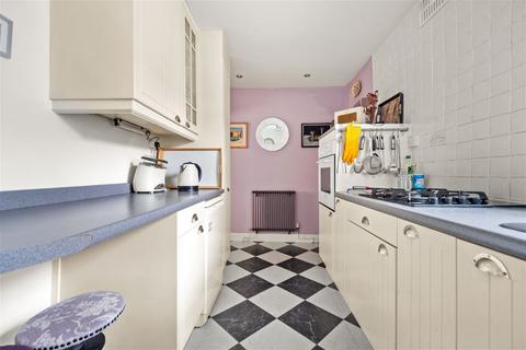 31 Canada Road, Rawdon, Leeds, LS19 6LR
