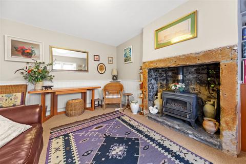 31 Canada Road, Rawdon, Leeds, LS19 6LR