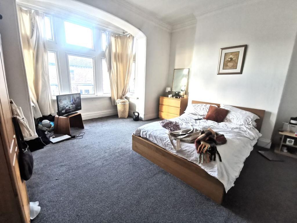 Heaton Park Road, Newcastle upon Tyne 10 bed block of apartments for