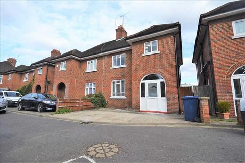 3 bedroom house for sale, Marble Close, Acton