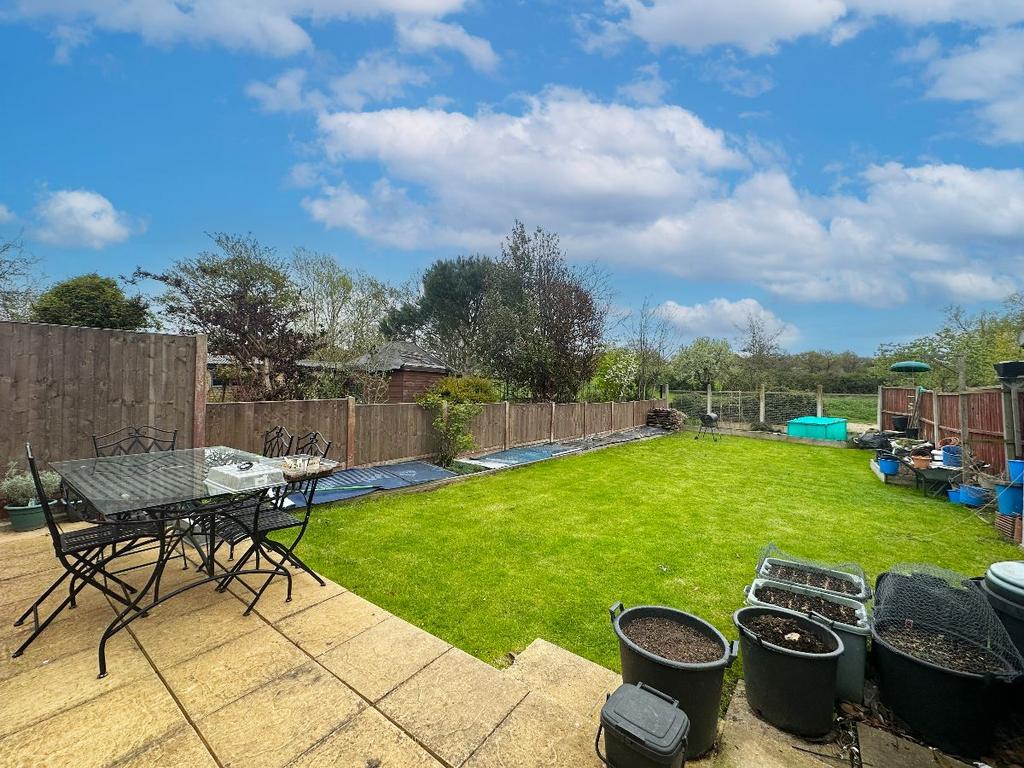 Woodlands Road, Harold Wood, Romford 3 bed semidetached house for sale