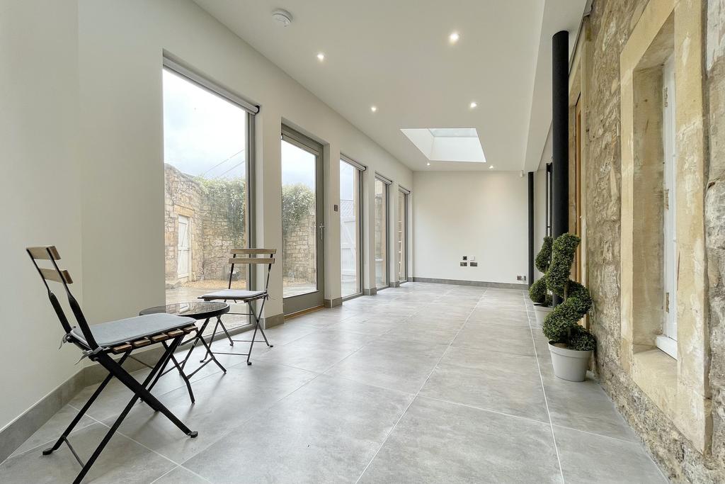 Guinea Lane, Bath 2 bed £625,000