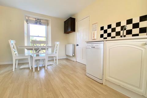 2 bedroom maisonette for sale - Church Road, Bath