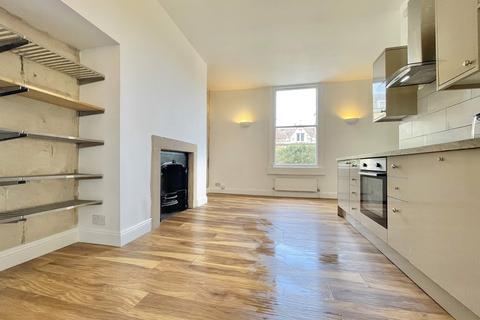 Flat, 30 Bathwick Street, Bath, BA2 6NZ