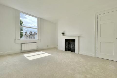 Flat, 30 Bathwick Street, Bath, BA2 6NZ